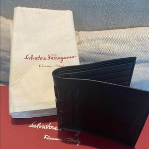 Ferragamo New Rave Men’s Wallet